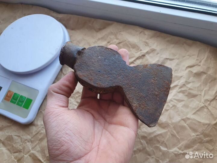 Редкий топор молоток