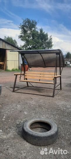 Садовые качели новые