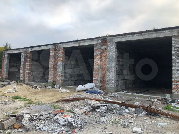 Гараж, > 30 м²