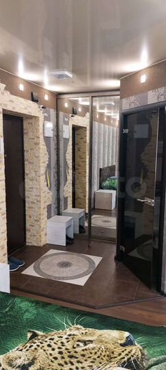 2-к. квартира, 46 м², 3/3 эт.