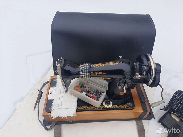 Швейная машинка подольск 2м