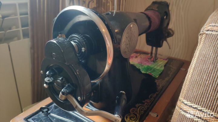 Швейная машинка Подольск 2М