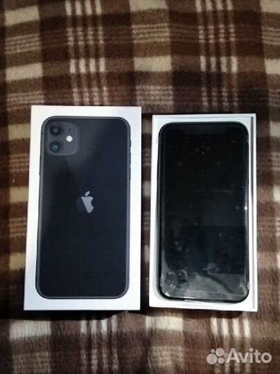 iPhone 11, 64 ГБ