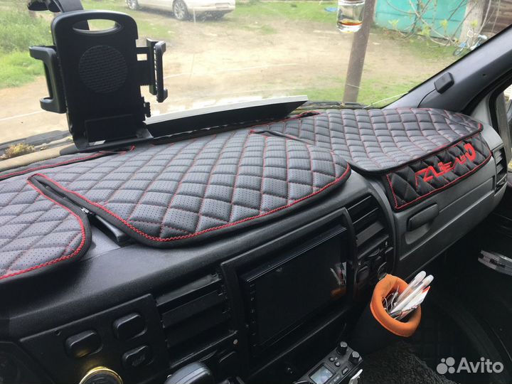 Накидка на панель газель