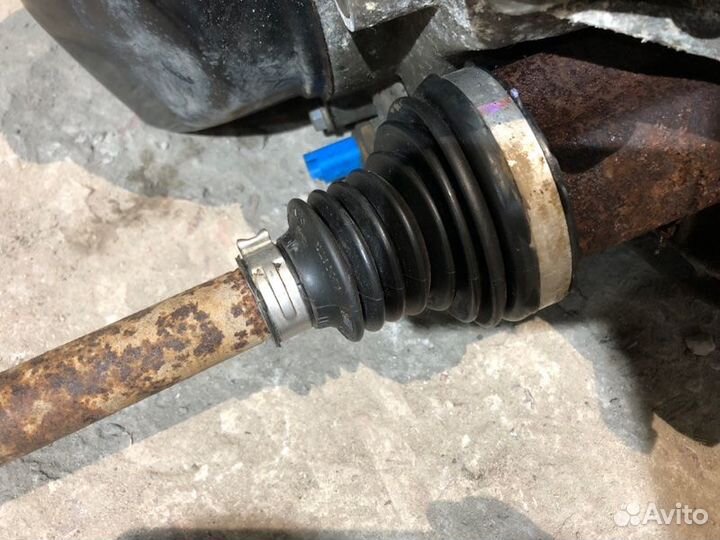 Привод левый Лада Ларгус 21129 2020