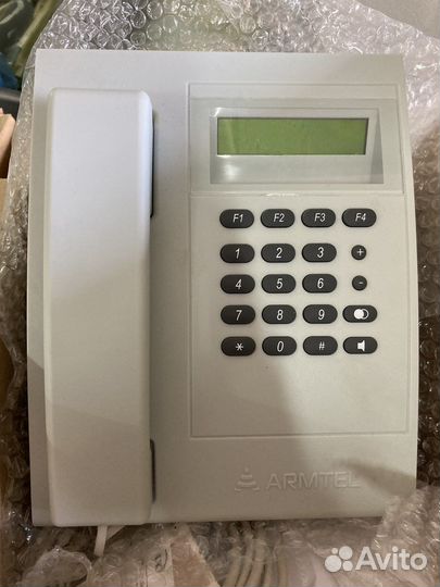 Многофункциональный системный телефон DTS5