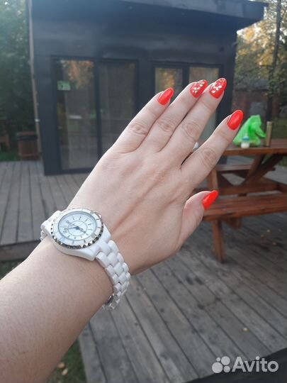 Часы новые кварцевые с керамическим браслетом