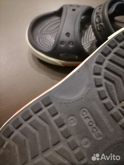 Сандали crocs c8