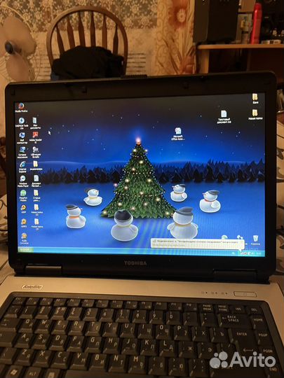 Ноутбук toshiba l40-14b