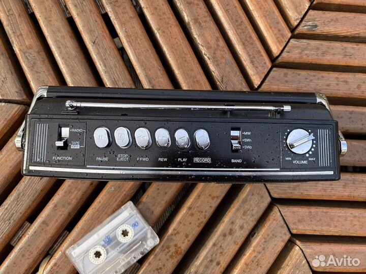 Магнитофон Sanyo M1740H