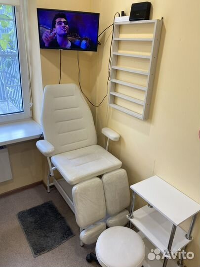 Сдам рабочее место для мастера маникюра