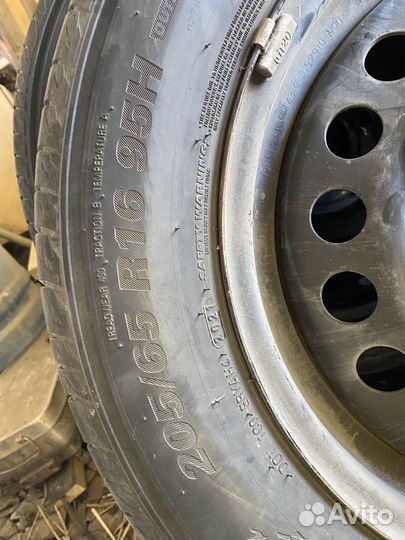 Колеса, шины Kumho ecsta hs51 16R, штампы