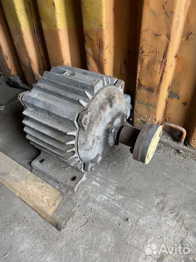 Электродвигатель