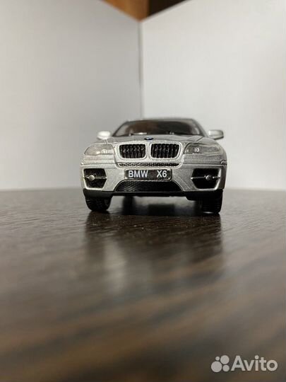 Машина BMW x6