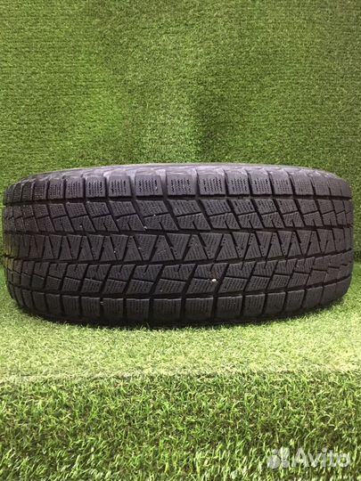 Bridgestone Blizzak DM-V1 265/60 R18 110R