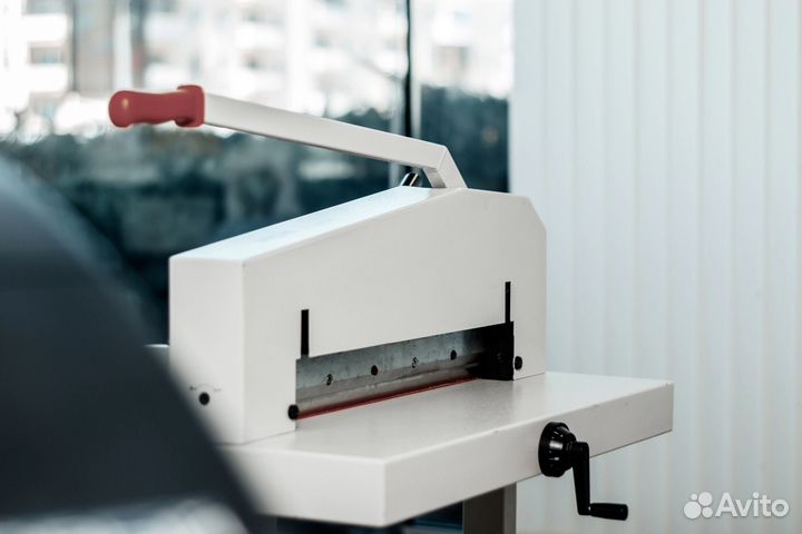 Резак гильотина для бумаги