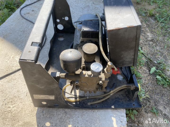 Мойка высокого давления Karcher HD 9/16 ST-H