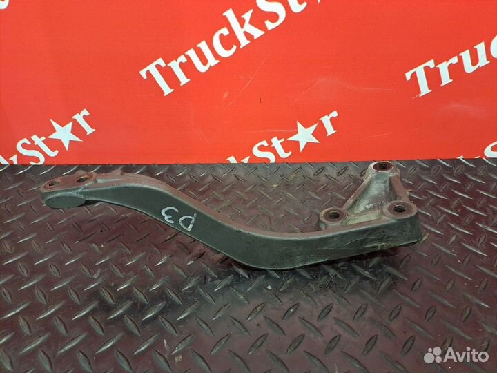 Кронштейн усилителя бампера правый Daf XF106