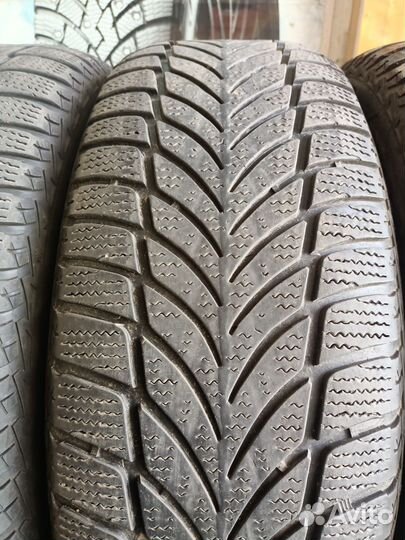 Goodyear UltraGrip 215/60 R16 99V