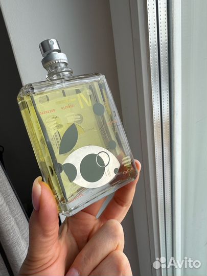 Escentric Molecules Molecules 01 + Mandarin