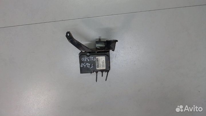 Блок абс, насос Toyota Avensis 2, 2005