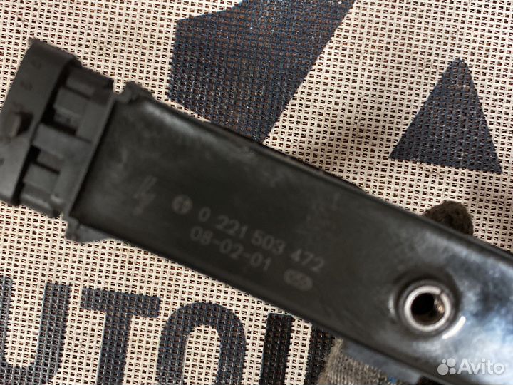 Катушка зажигания Opel 93177212