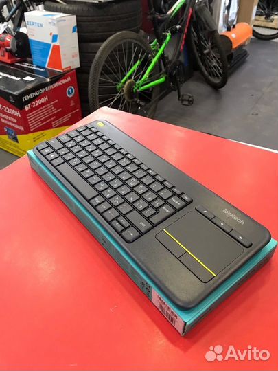 Клавиатура Logitech K400 plus
