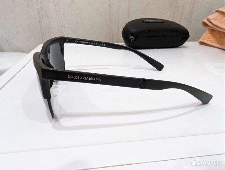 Солнцезащитные очки Dolce gabbana