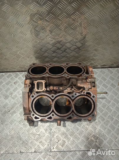 Блок двс VQ35 голый