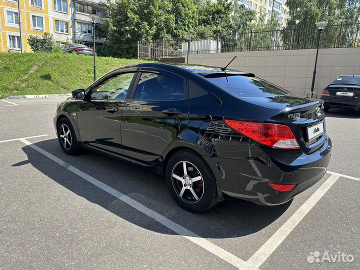 Hyundai Solaris 1.6 AT, 2011, 186 000 км