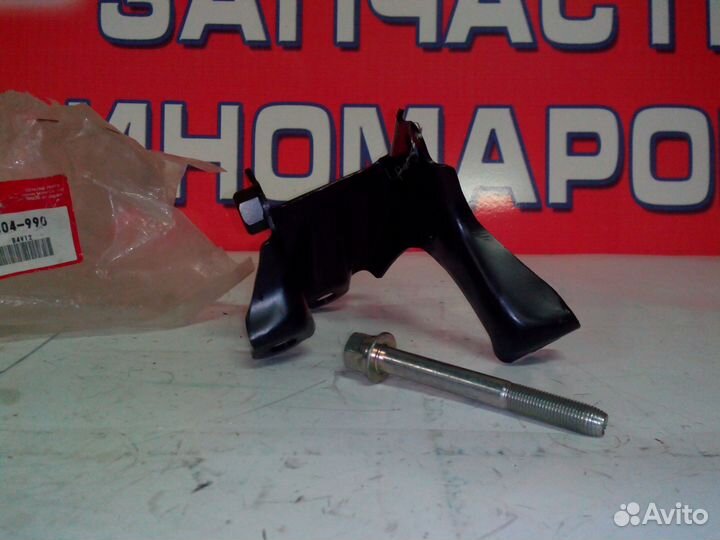 Кронштейн опоры кпп Honda 50825S04990