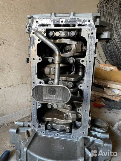 Лодочный мотор