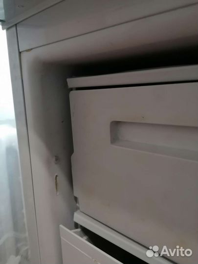 Бу маленький морозильник, все отсеки морозильные