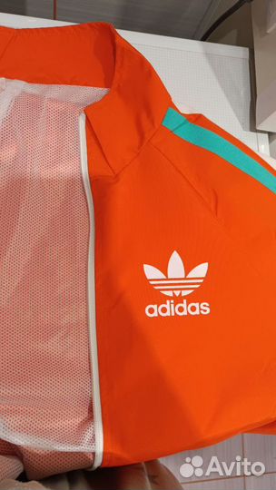 Ветровка Adidas Sportswear новая