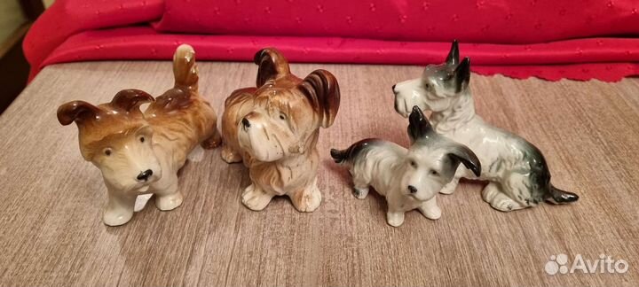 Статуэтки собаки Германия