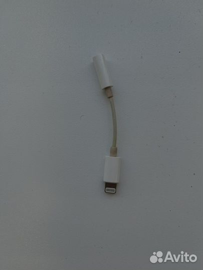 Переходник для iPhone Apple Lightning to 3.5mm