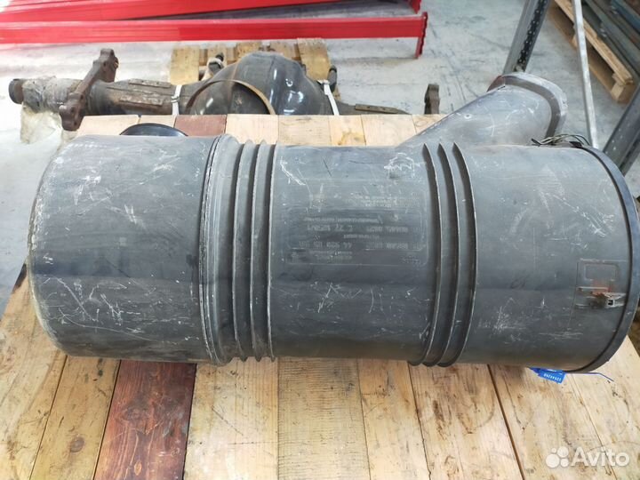 Корпус воздушного фильтра / TGX