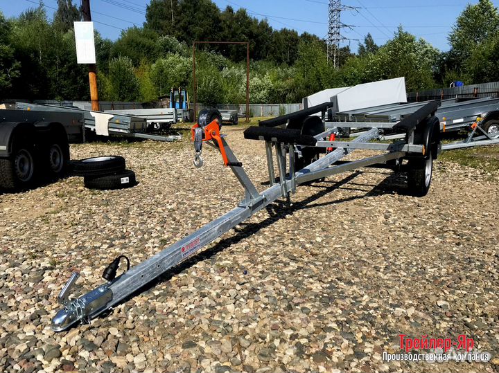 Прицеп легковой лодочный