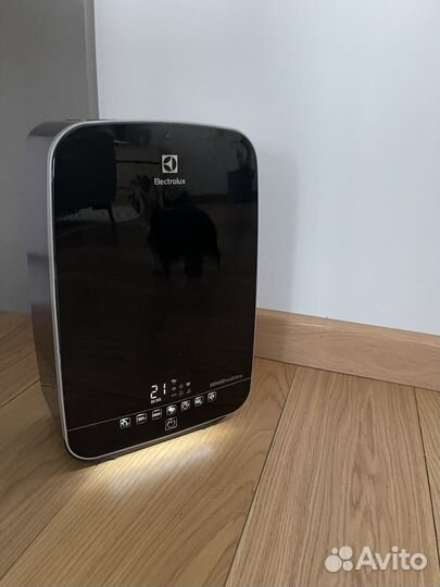 Воздухоувлажнитель Electrolux EHU-3310D