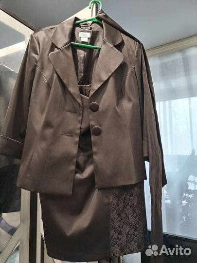 Костюм пиджак и юбка