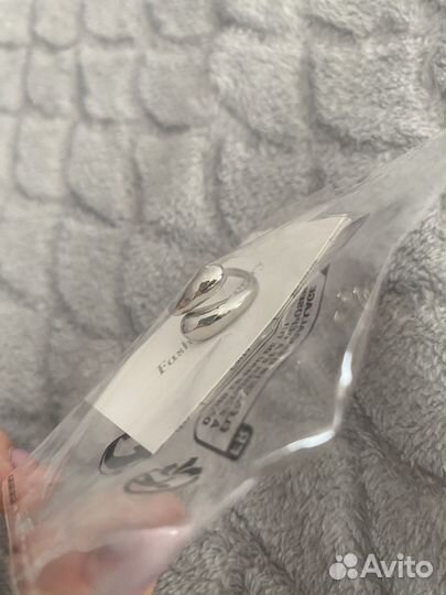 Кольцо капли