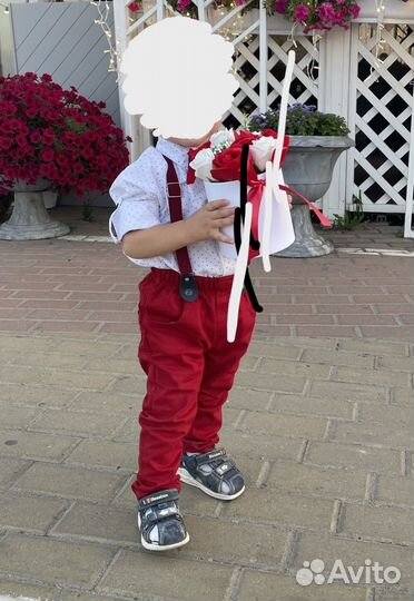 Комтюм 4 в 1 + белые кеды mothercare