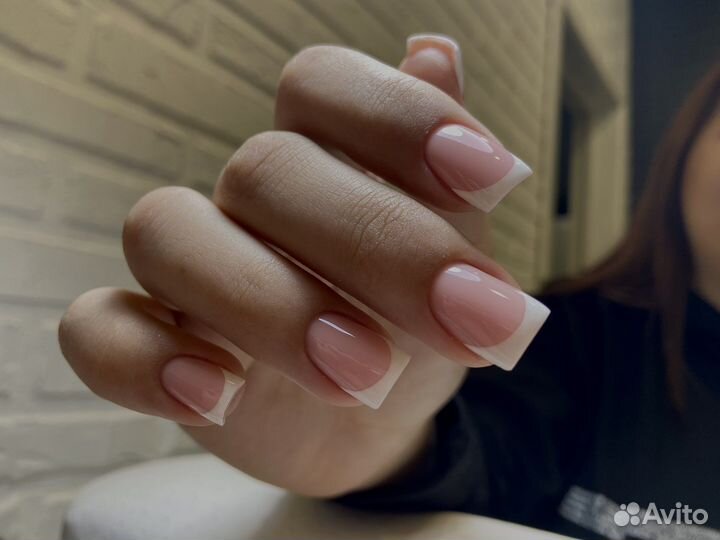 Маникюр/педикюр