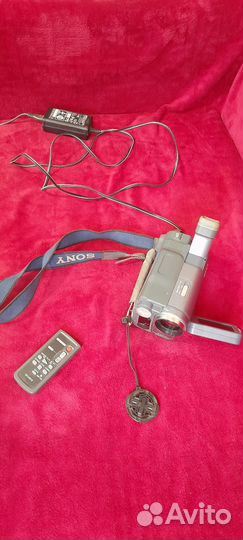 Видеокамера sony CCD-TVR228E