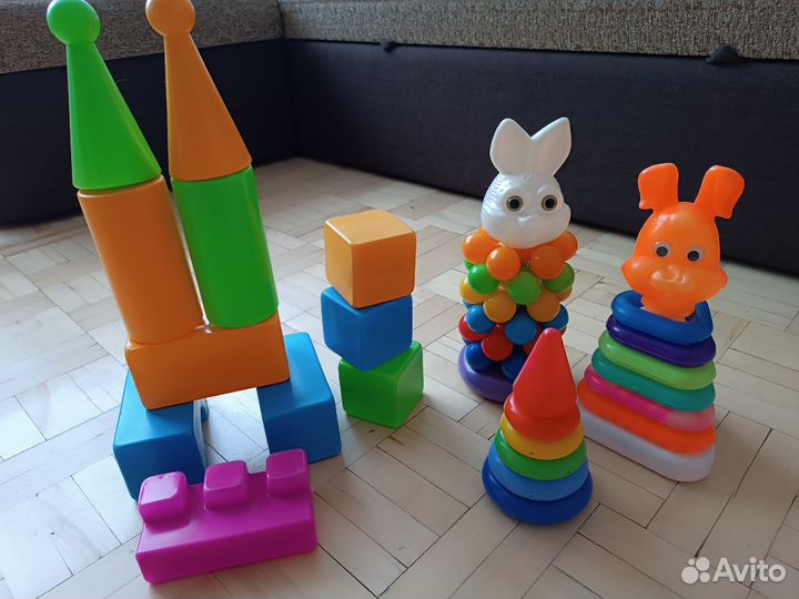 Развивающие игрушки пакетом
