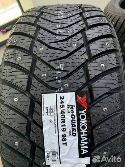 Yokohama Ice Guard IG65 245/40 R19 и 275/35 R19 100T