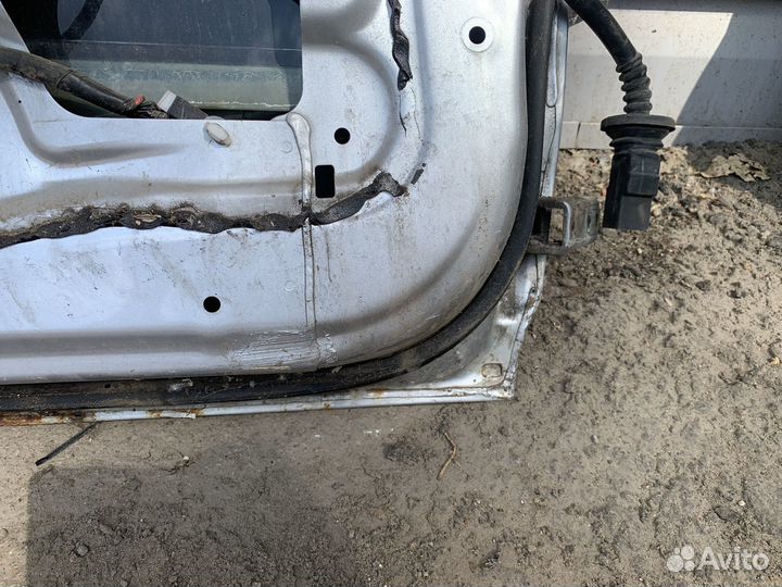 Дверь задняя левая Lancer 9