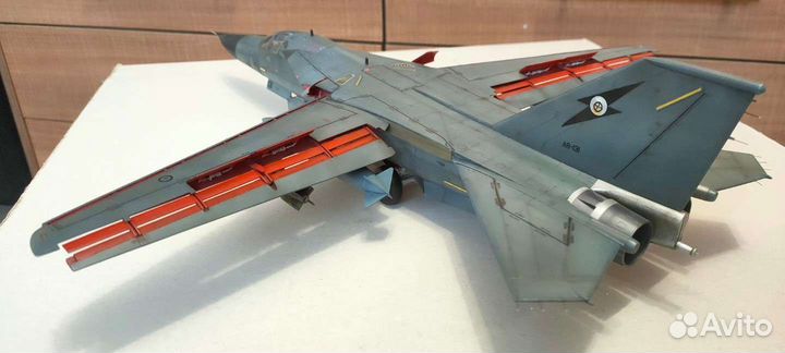 Модель самолета 1 48