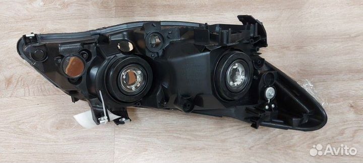 Фара галоген левая Honda Civic 8 FD1 4D 2006-2008