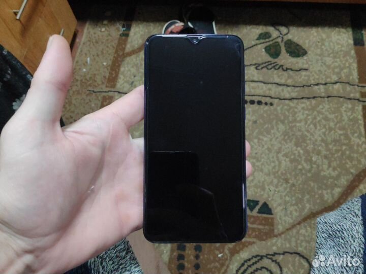 Samsung Galaxy A10, 2/32 ГБ